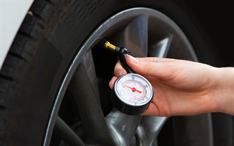 tyre pressure check